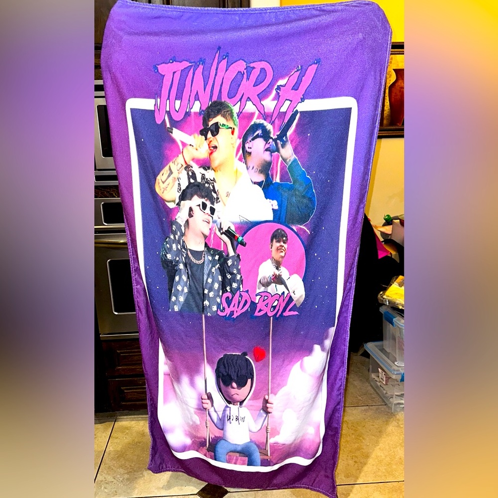 Junior H beach towels